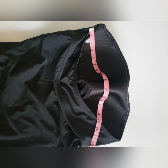 Crochet Flounce High Coverage One Piece Swimsuit Kona Sol Black strapless XL New - Picture 7 of 9